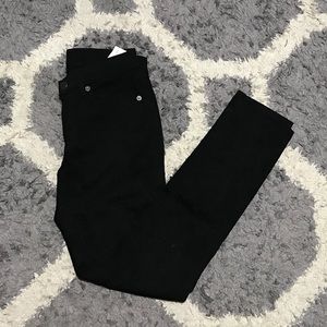 BR Black skinny jeans